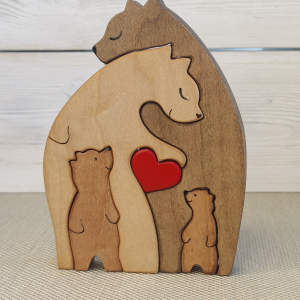 Сувениры из дерева Новые четыре медведя с сердечком