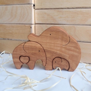 подарки из дерева - Овальные слоны с одним слоненком